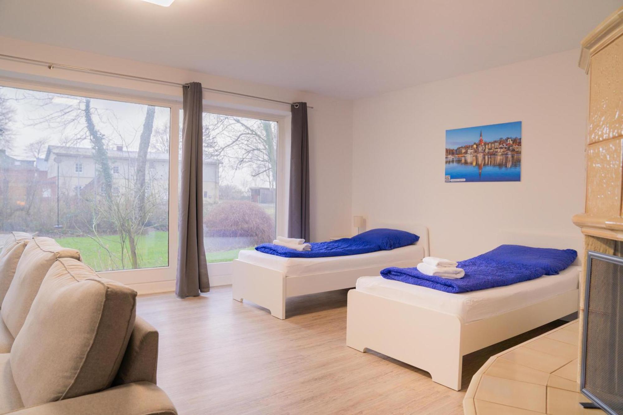 Appartementhaus Brunsholm Esgrus 外观 照片